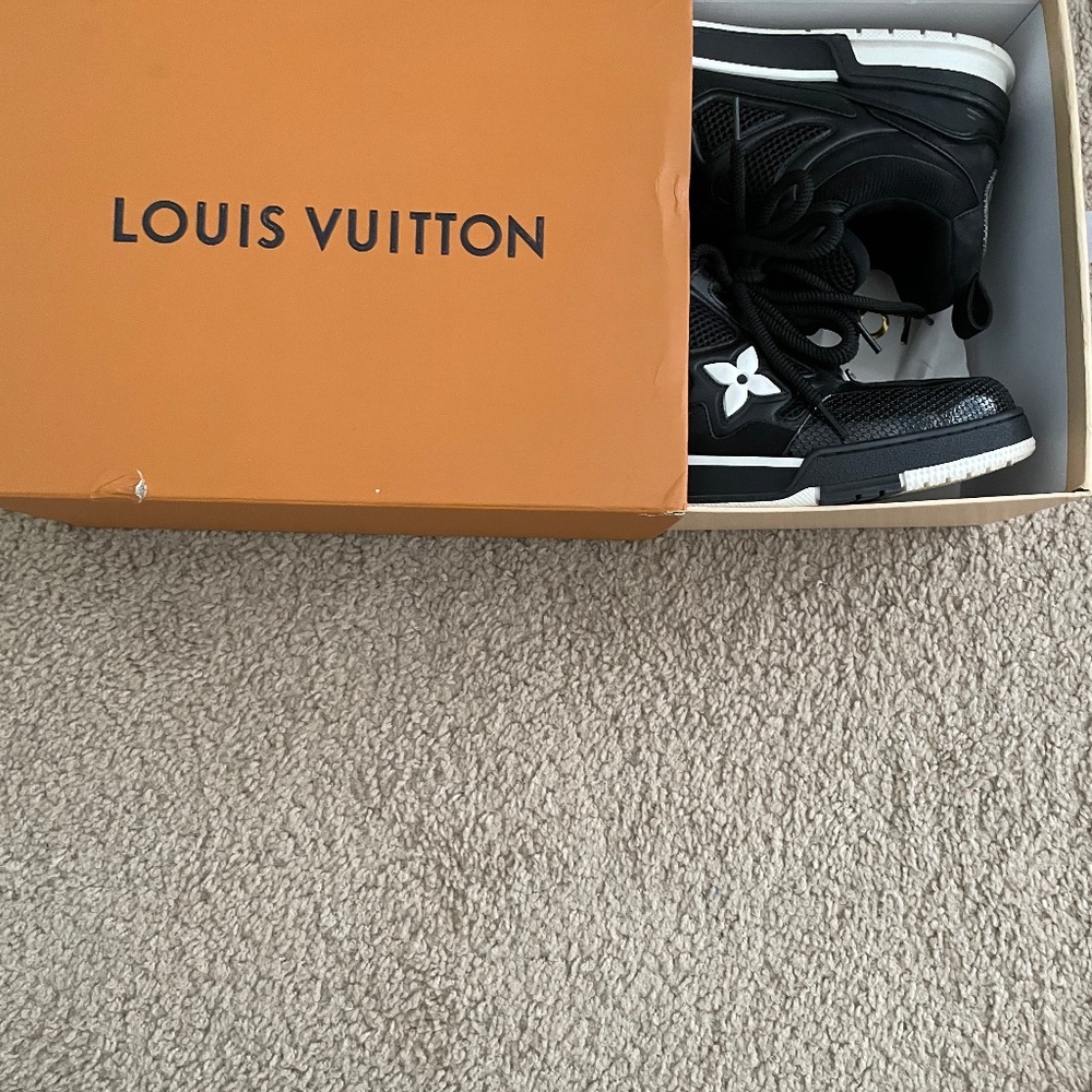 Lv skate shoes